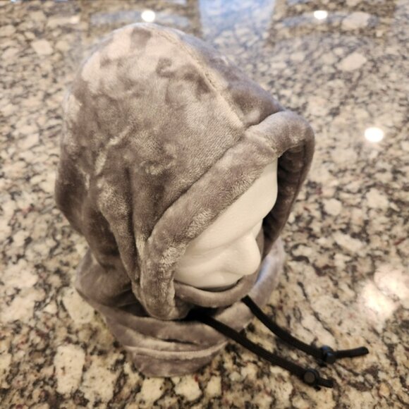 Love, Marlo Plush Gray Hooded Balaclava Womens OSFA - Picture 2 of 8